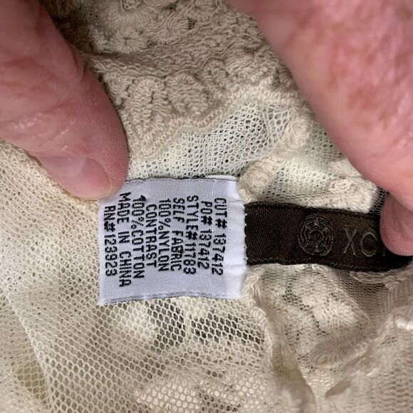 XCVI Womens‎ Mesh Floral Tunic Embroidered Sheer Beige Boho Fairy Cottage Core - Picture 9 of 13